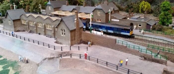 An N gauge layout based on Grange-over-Sands
